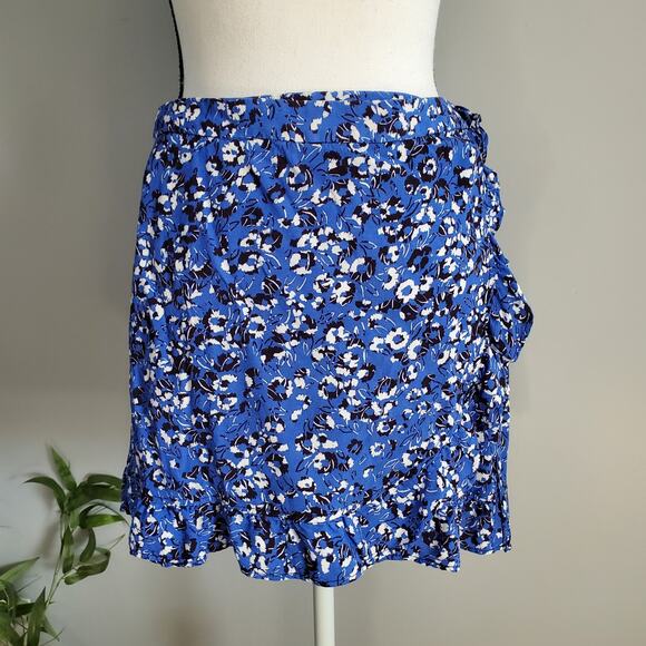 Zara Blue Mini Floral Wrap Skirt L - Picture 1 of 8